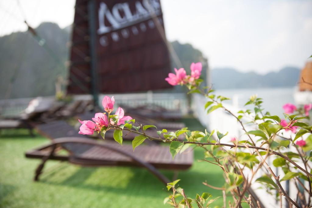Aclass Legend Cruise Ha Long Bagian luar foto